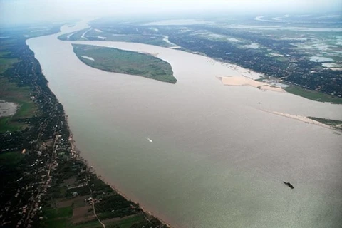 Mekong Delta islets losing farmland to serious erosion