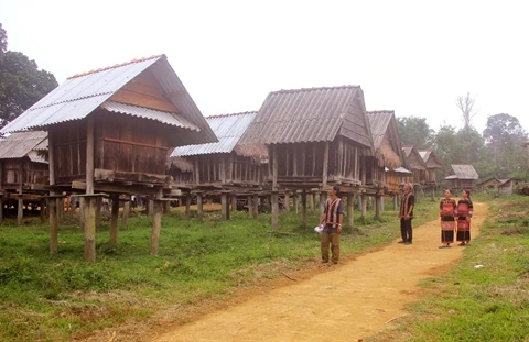 Traditional barns keep treasure of Ba Na ethnics