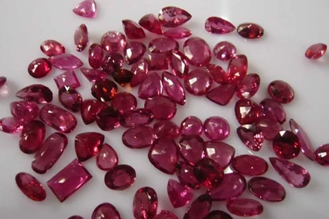 Vietnam's exports of gems and precious metals surge 