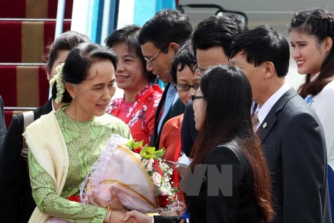 Asia-Pacific leaders arrive in Da Nang for APEC Economic Leaders' Week