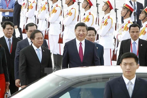 More leaders from APEC economies arrive in Da Nang