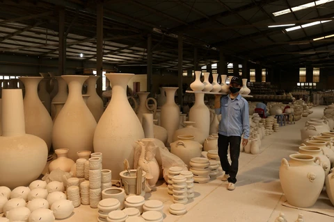 Chu Dau pottery seeks foreign markets 