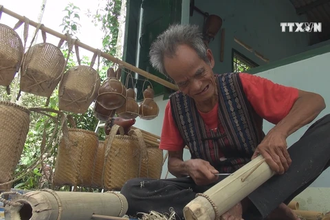 Raglai artisan manages to preserve traditional craft