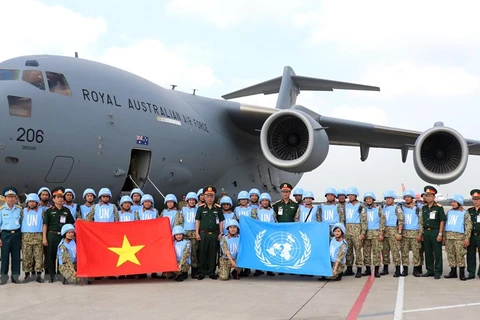 Second group of Vietnam’s peacekeeping force sets off for South Sudan