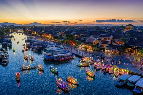 Vietnam tourism art photos honoured