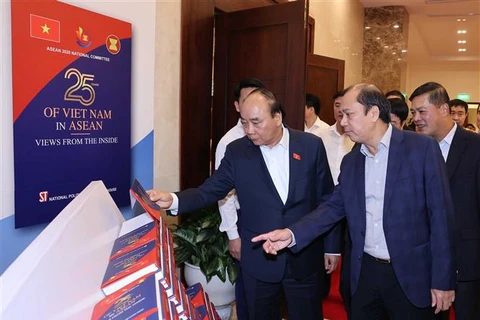 Prime Minister Nguyen Xuan Phuc to chair 37th ASEAN Summit 