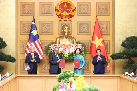 Malaysian PM's visit creates impetus for Vietnam-Malaysia strategic partnership