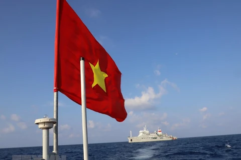 Sacred national flag on Truong Sa archipelago