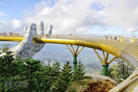 Da Nang’s Golden Bridge named in world’s new wonders by UK daily