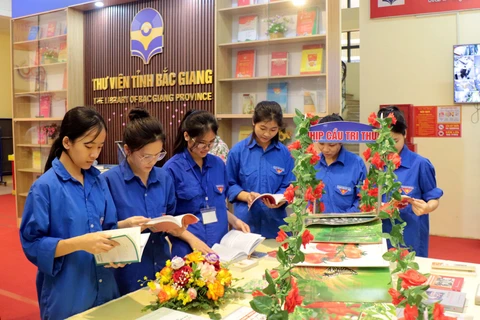 Bac Giang launches 2024 "Reading Culture Ambassador" contest 