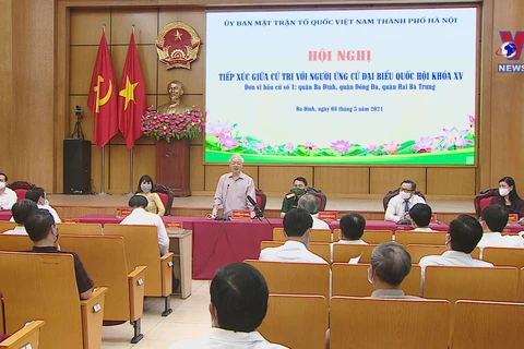 Party General Secretary Nguyen Phu Trong meets voters in Hanoi