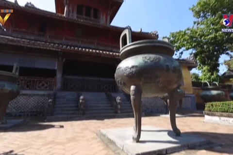 Nine Dynastic Urns in Hue seeking UNESCO recognition