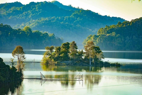 Pa Khoang Lake - Must-see destination in Dien Bien
