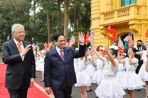 Vietnam, Malaysia enjoy thriving relations over five decades