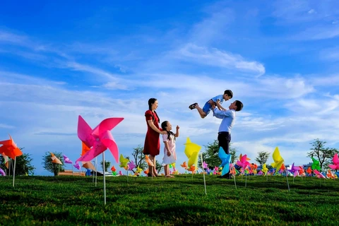 Vietnam Family Day: Peaceful family - happy society