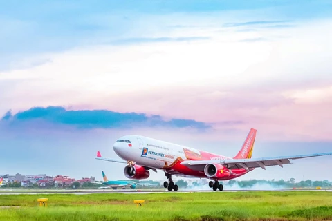 Vietjet offers 77% discounted tickets on both domestic and int’l routes