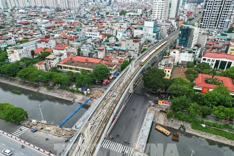 Eight elevated stations of Nhon-Hanoi Station metro line completed