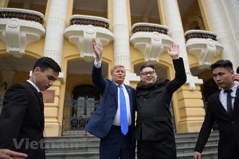 Trump, Kim lookalikes surprise Vietnamese locals