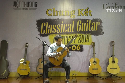 Guitarists rejoice at the classical guitar contest
