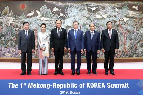 PM attends Mekong-RoK Summit