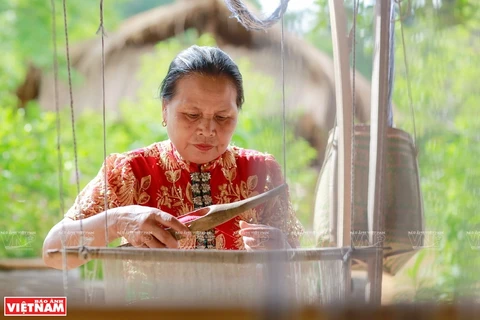 Thai ethnic people’s traditional brocade weaving