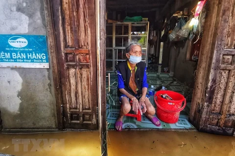 Parts of Quang Binh province still severely inundated 