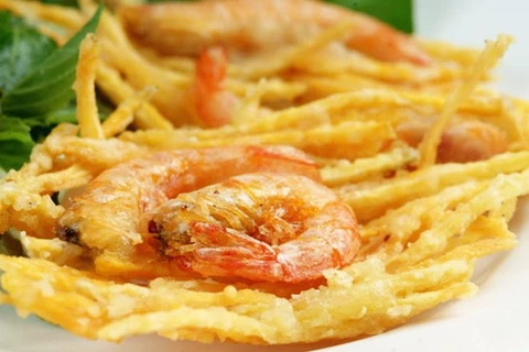 West Lake shrimp cakes: Hanoi's special savory snack