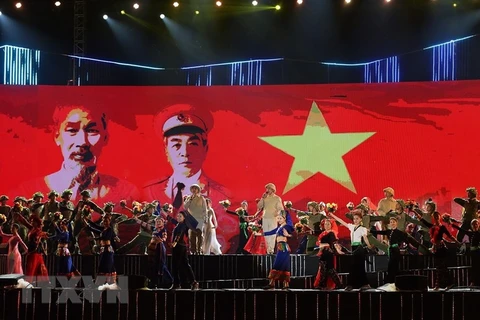 Arts show celebrates Dien Bien Phu victory