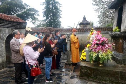 Quang Ninh: visitors to Yen Tu relic site rebound 