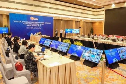 Ministers of RCEP member countries begin video conference