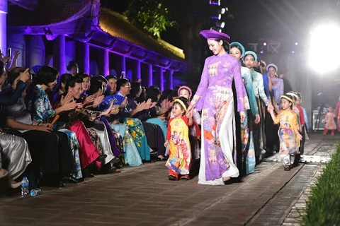 Ao Dai seeks national intangible heritage title