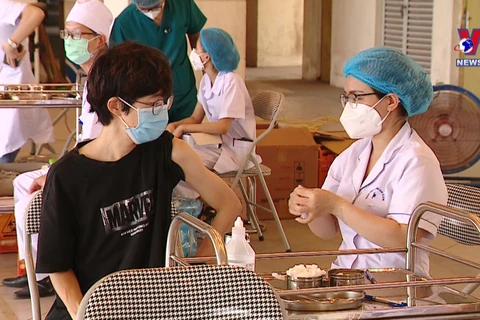 4,000 foreigners vaccinated in Hanoi