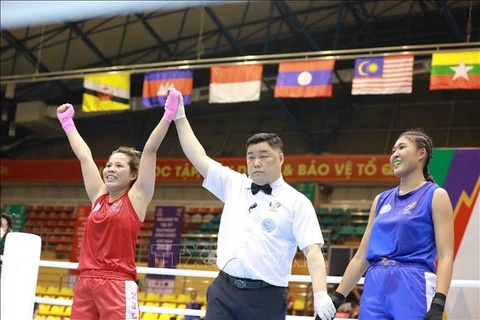 Five Vietnamese athletes enter finals of Kickboxing