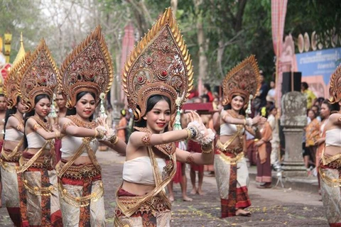 Parade promotes traditional culture in Thailand