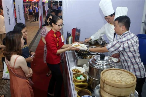 Int'l food festival opens in Da Nang 