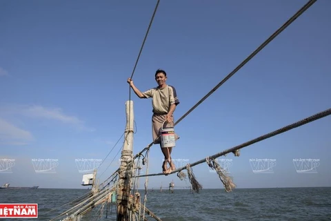 Unique fishing in southern province 