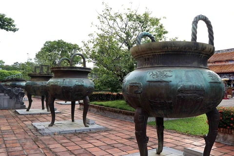 Nine tripod cauldrons of Nguyen dynasty