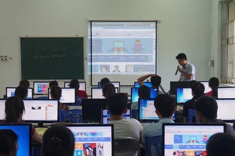 Universities promote training of IT human resources