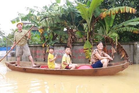 Nghe An residents live submerged after floods