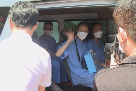 Da Nang health workers assisting colleagues in pandemic hotspot