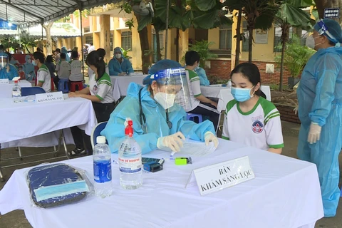 Ho Chi Minh City kick-starts Covid-19 vaccination for students