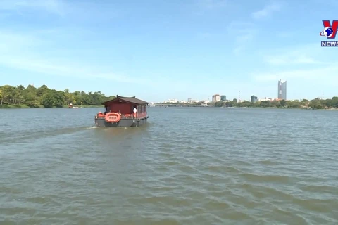 Thua Thien-Hue developing river tourism