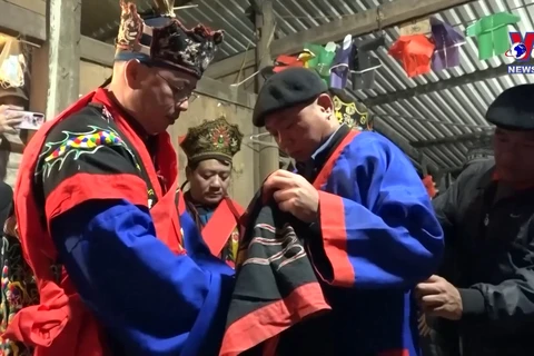 Unique shaman-granting ceremony of Tay ethnic minorities in Bac Kan