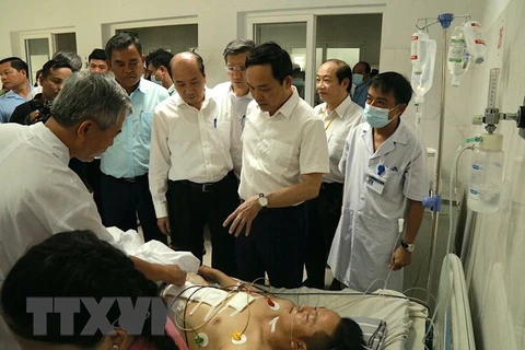 Deputy PM visits victims of armed attacks in Dak Lak