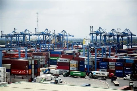 10-month trade exceeds 500 billion USD