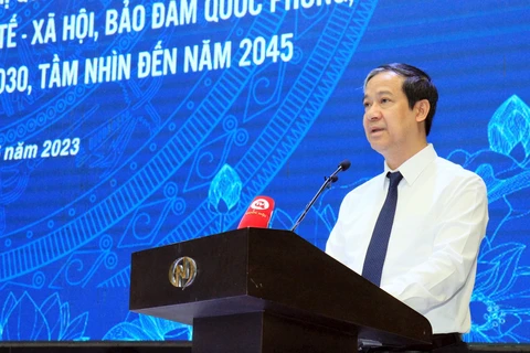 Education minister pledges to push ahead with innovation efforts