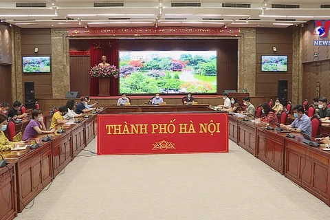 Hanoi extends social distancing until August 23