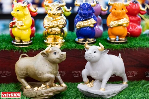 Ceramic buffalo figurines