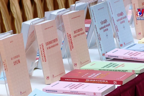 Books on Party Congress documents in seven languages launched