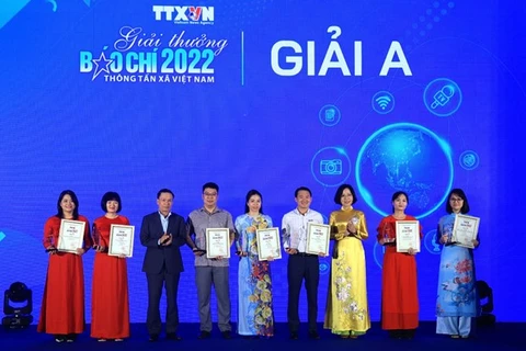 VNA Press Awards 2022 honour journalists